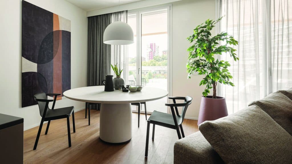 Salle à manger d'un appartement de la résidence Piercot 35